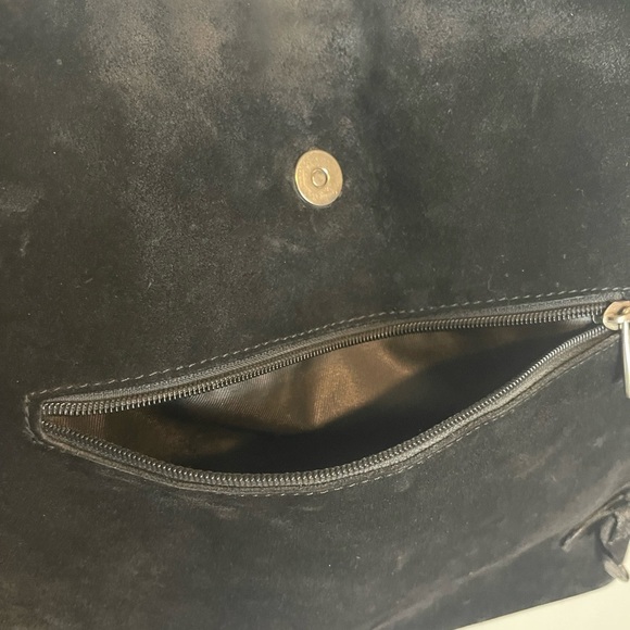 Vintage black suede and alligator crossbody bag - Picture 9 of 13